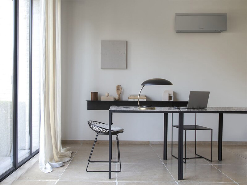 Сплит-система Daikin Emura 3 FTXJ50AS/RXJ50A